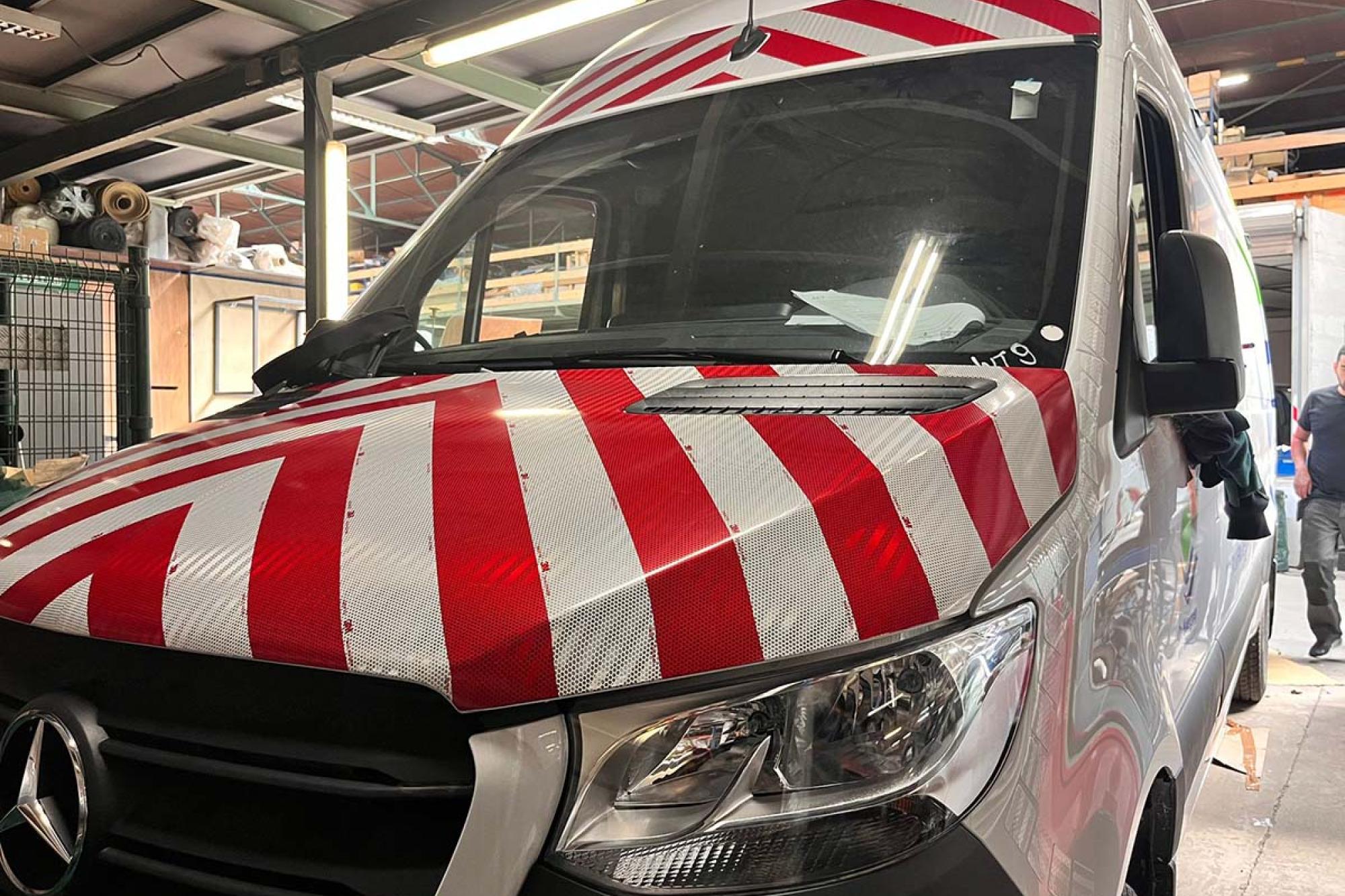 Safety, veiligheidsbestickering voertuigen door Intersticker